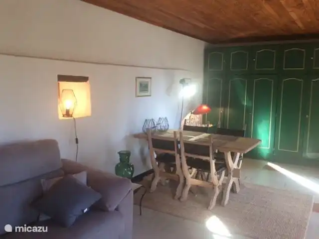 Location de Vacances France, Lot, Thédirac, maison de vacances - Maison de vacances Lot Dordogne Cahors Salle à manger