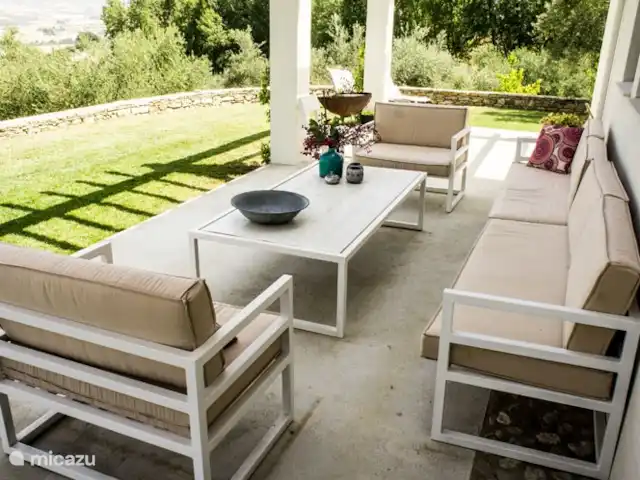 El Toro Blanco | Espagne, Andalousie, Ronda - finca Beau salon extérieur spacieux. Pour se détendre correctement.