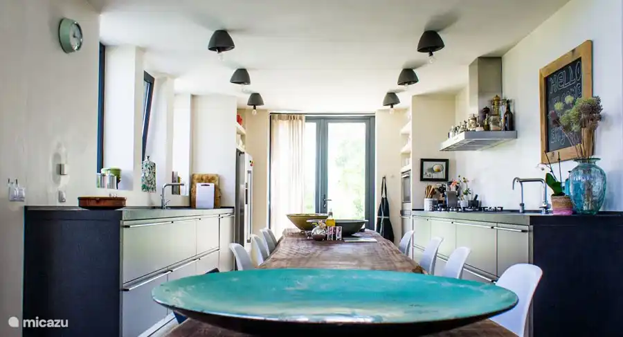 Lekkere keuken en van alle gemakken voorzien