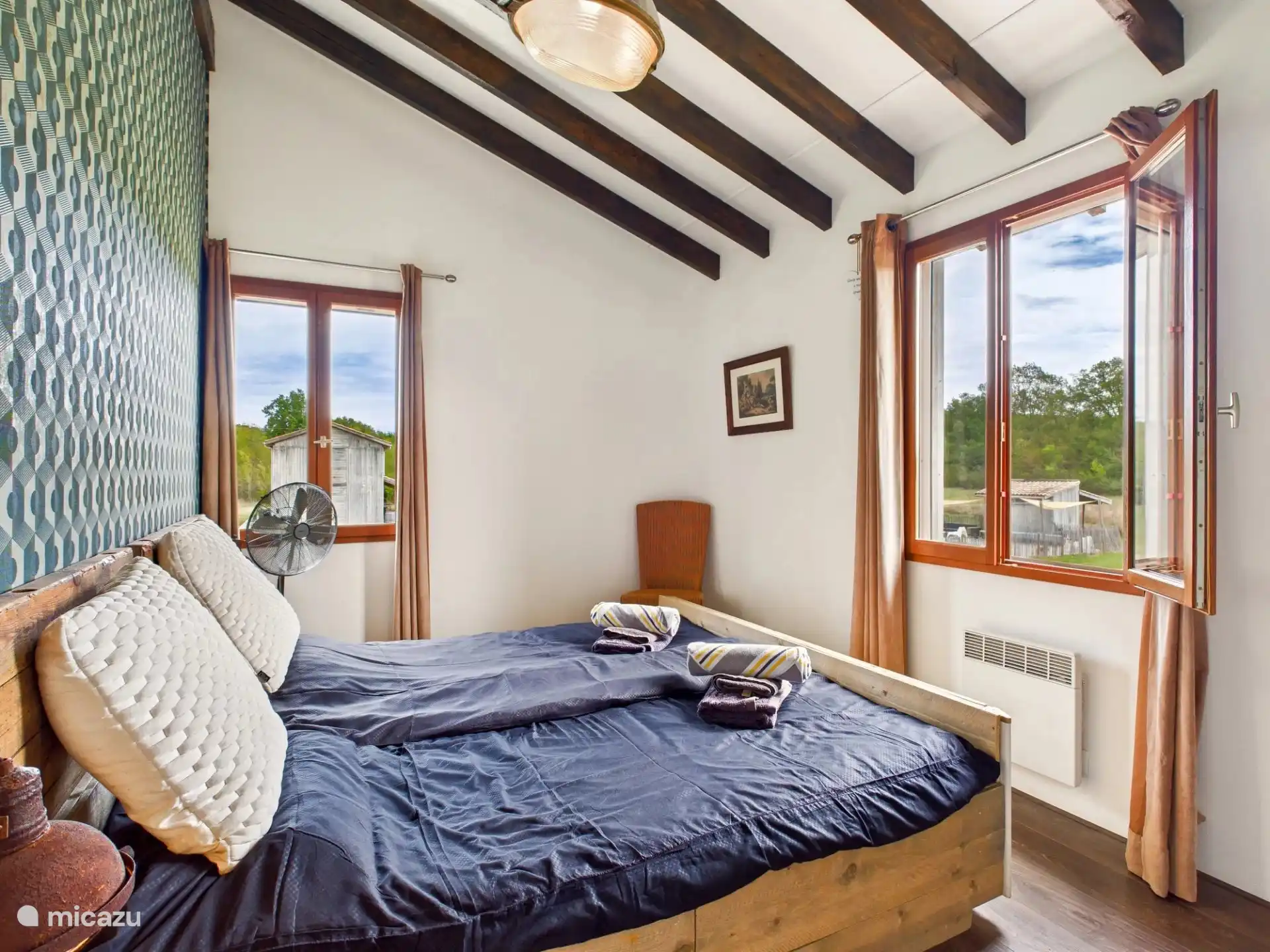 Le Voisin - bedroom 1