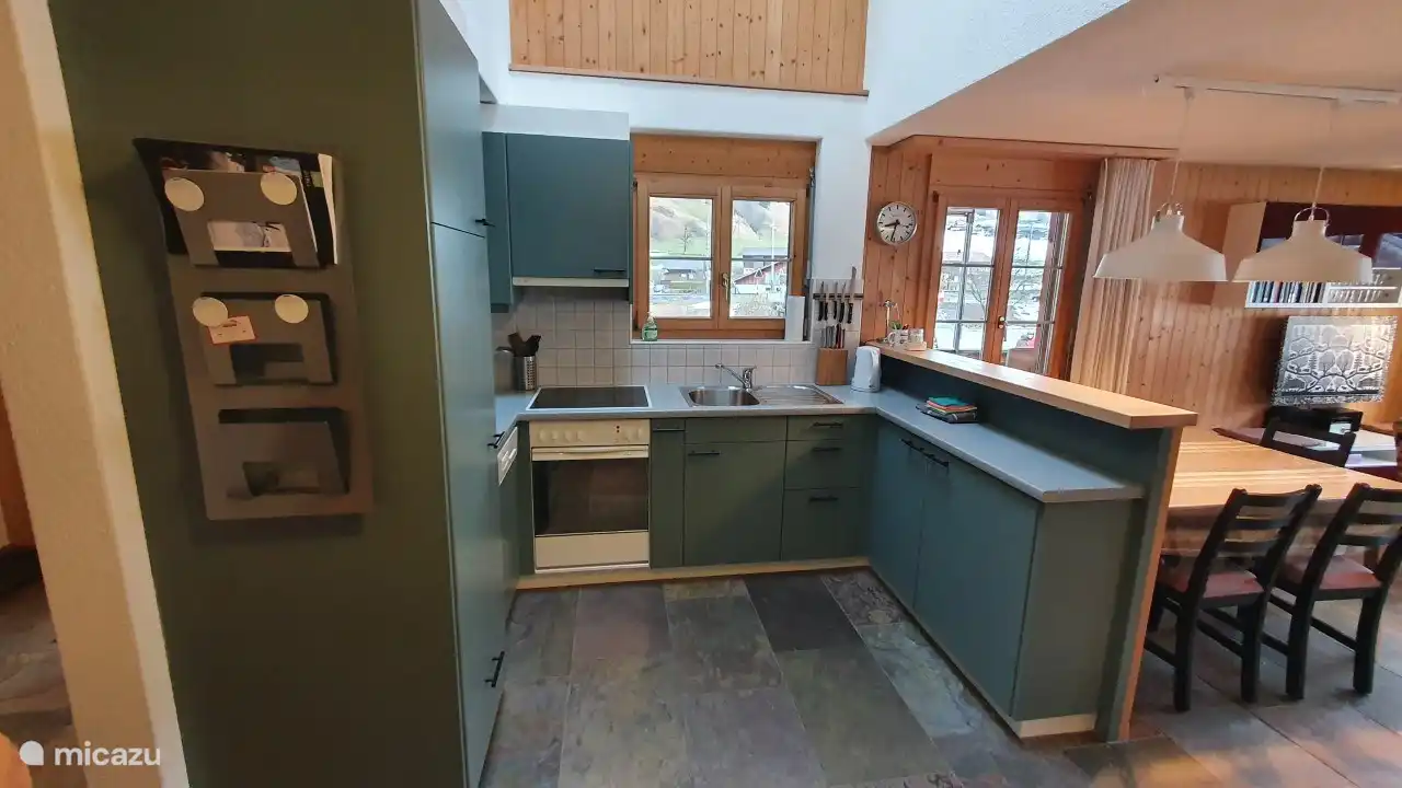 kitchen with now also a dishwasher and new refrigerator!