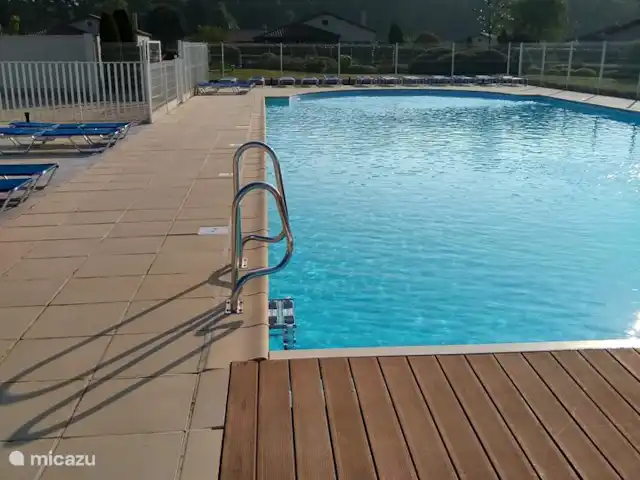 Location de Vacances France, Deux-Sèvres, Les Forges, maison de vacances - Villa Les Bois Senis piscine