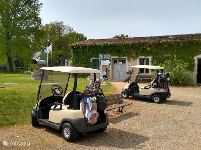 Location de Vacances France, Deux-Sèvres, Les Forges, maison de vacances - Villa Les Bois Senis le golf