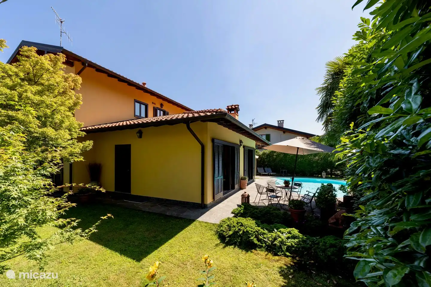 Seitenansicht des Hauses