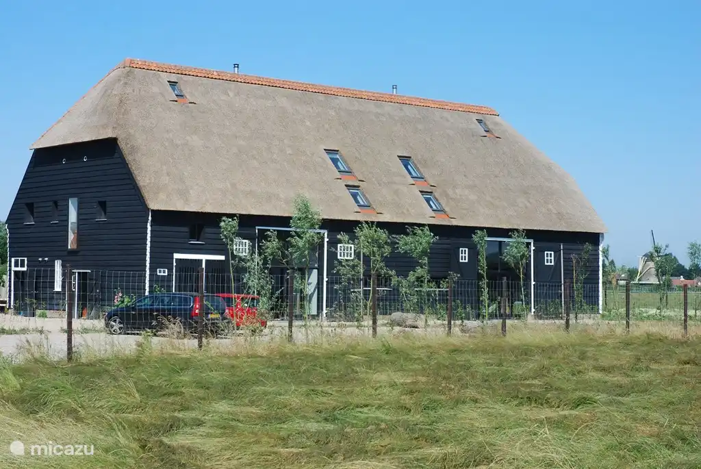 Vorderseite der Scheune 
