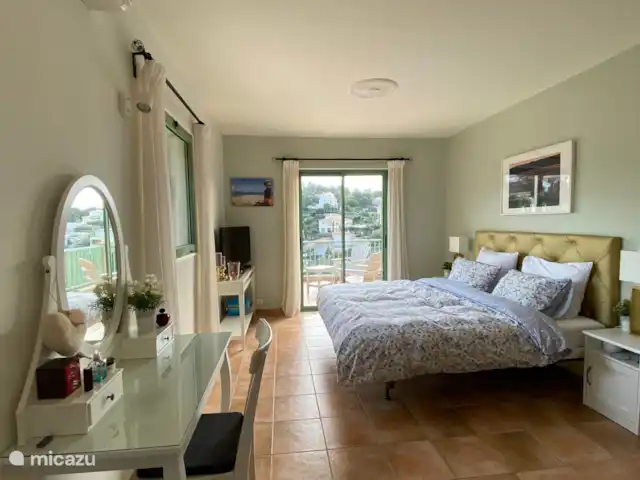 Villa Patrimoine | France, Côte d'Azur, Les Issambres - villa Chambre de maître I, air conditionné, terrasse, salle de bain privée, TV.