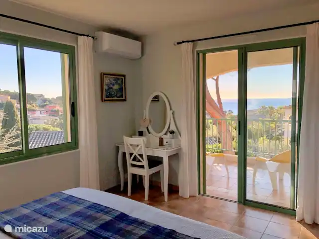 Villa Patrimoine | France, Côte d'Azur, Les Issambres - villa Chambre des maîtres 2