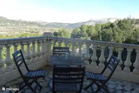 Vacation rental Spain, Costa Blanca, Pedreguer holiday house casa luna terrace downstairs