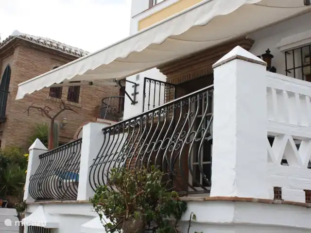 Location de Vacances Espagne, Costa del Sol, Mijas Golf, appartement - Casa Juapa terrasse vue côté rue