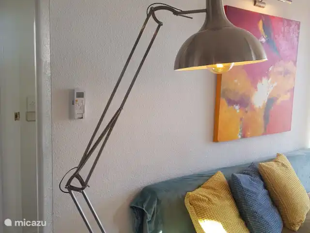 Location de Vacances Espagne, Costa del Sol, Mijas Golf, appartement - Casa Juapa lampe de bureau debout surdimensionnée