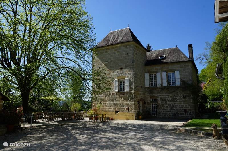 Vacation rental France, Dordogne, Brive Manor / Castle Domaine de Migoule