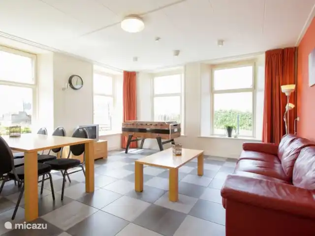 Gîte de groupe le Blikvaart | Pays-Bas, Frise, Sint Annaparochie - maison de vacances 2ème Salon/salle de jeux