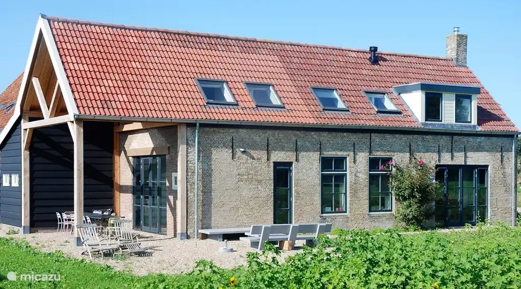 Rückansicht Altes Bauernhaus 