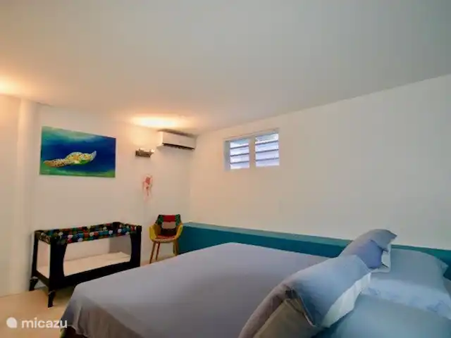 Villa Supérieure Plage Blue Bay | Curaçao, Curaçao-Centre, Blue Bay - villa Chambre #4 avec salle de bain partagée #3
Nous pouvons fournir 2 lits simples ou un lit king size