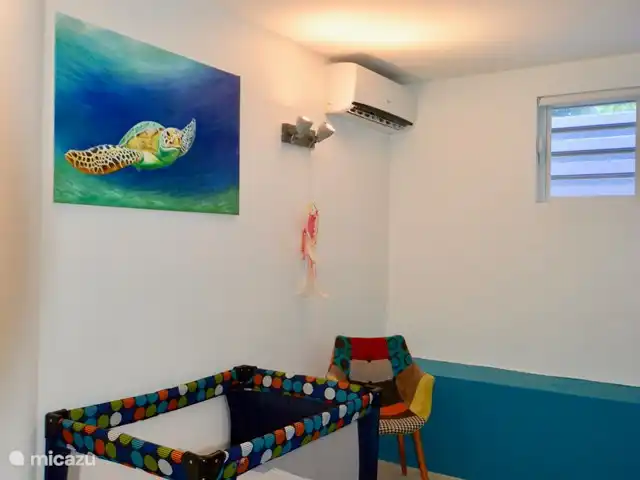Villa Supérieure Plage Blue Bay | Curaçao, Curaçao-Centre, Blue Bay - villa Nous avons 2 lits de camp et 2 chaises hautes disponibles pour nos plus jeunes hôtes