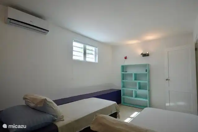 Chambre #5 avec salle de bain partagée #3
Nous pouvons également transformer les 2 lits simples en un lit queen