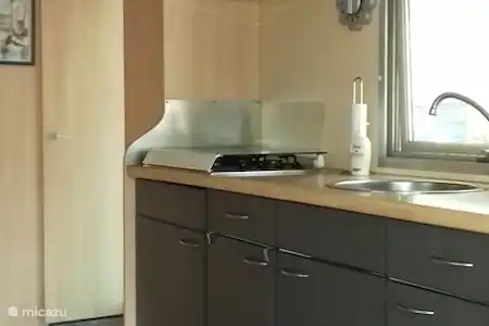 Vakantiehuis Nederland, Noord-Brabant, Hilvarenbeek stacaravan Botswana 232 Keuken