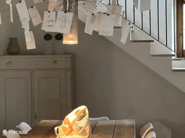 Villa Fiore | Italie, Marche, Falerone - villa Détail lampe Ingo Maurer