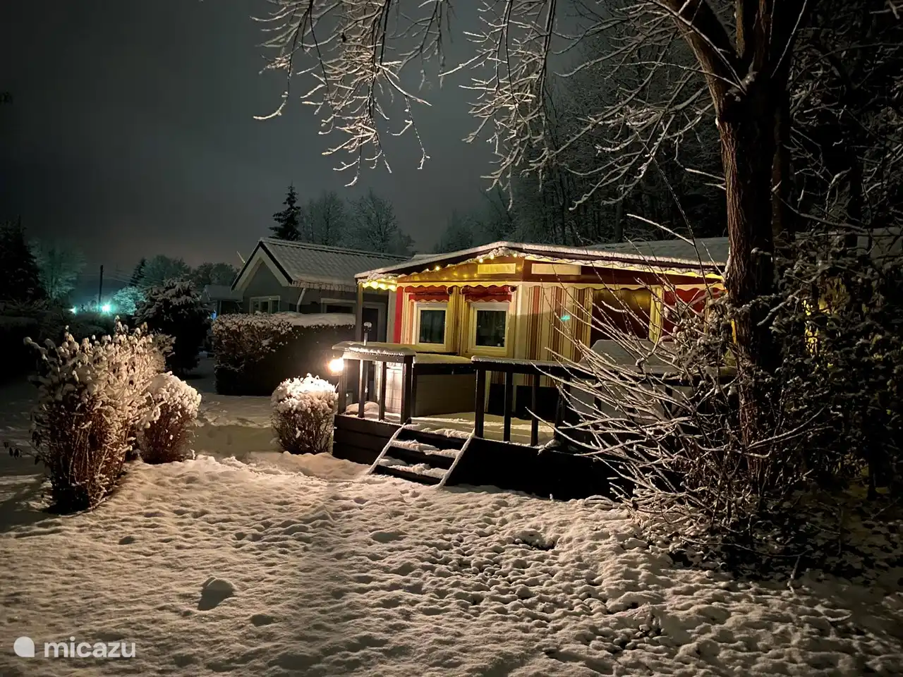 Außen im Winter bei Nacht