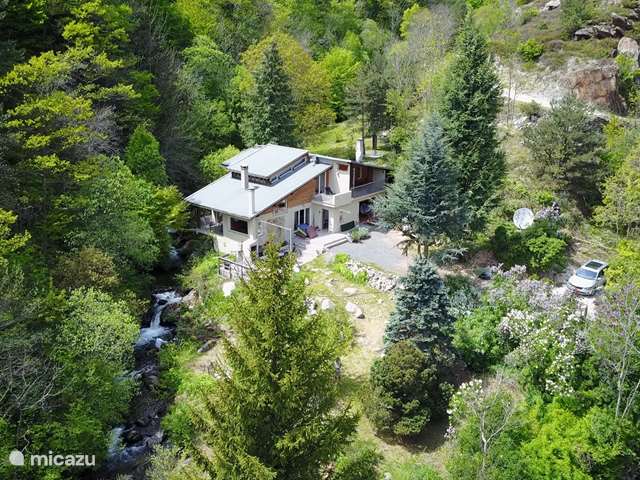 Holiday home in France, Pyrénées-Orientales, Nohèdes - villa The River Mountain House