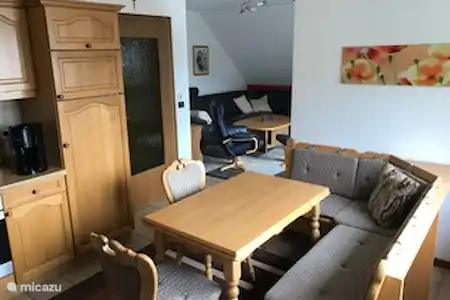 Vakantiehuis Duitsland, Sauerland, Schmallenberg appartement Ferienwohnung Markus Woonkamer
