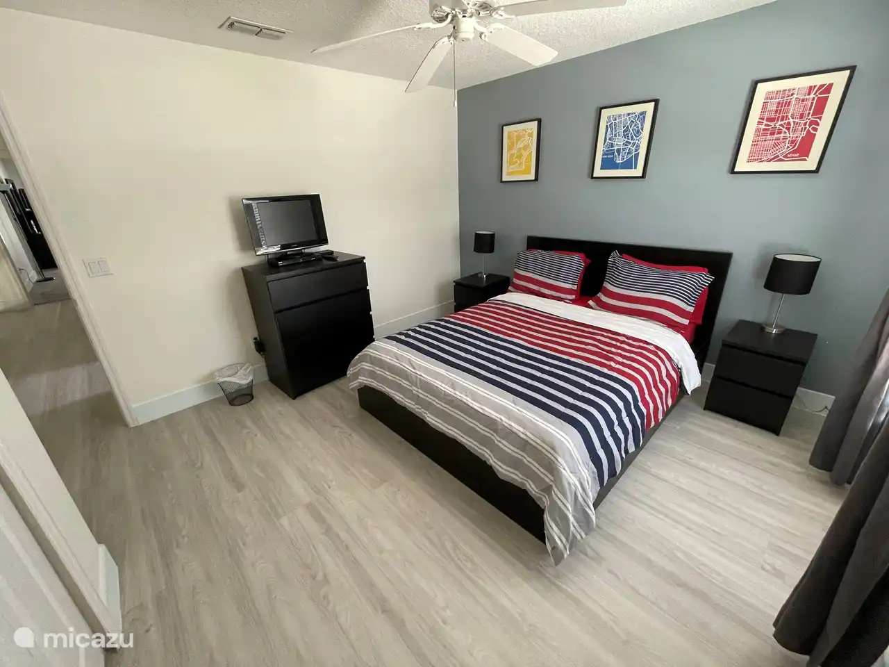 Gästezimmer mit Queen-Size-Bett