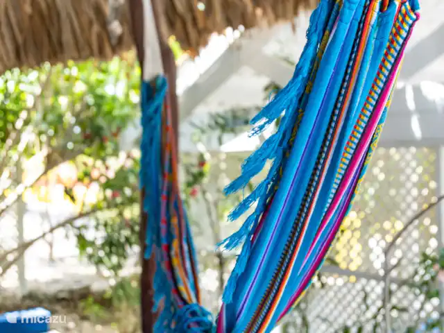 La Casa Azul *Mucha privacidad* en Curazao, Bandabou (oeste), Fontein - villa Relájate en la hamaca peruana de Bonaire ;-)