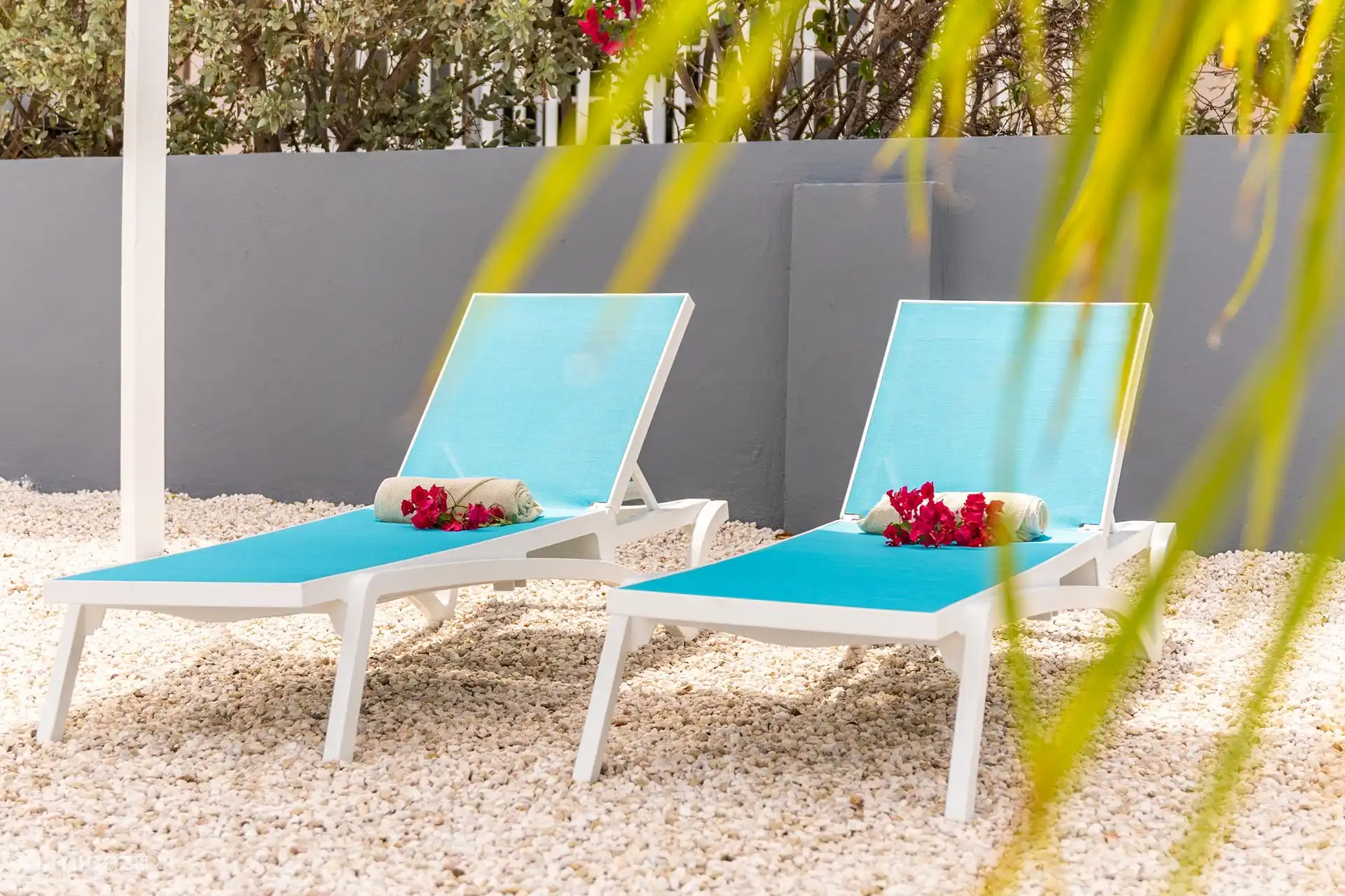 Schöne Sonnenliegen