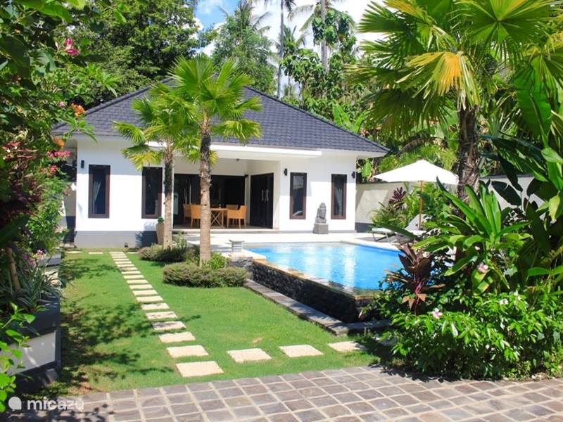 Ferienwohnung Indonesien, Bali, Kaliasem Bungalow Villa Kupu Kupu
