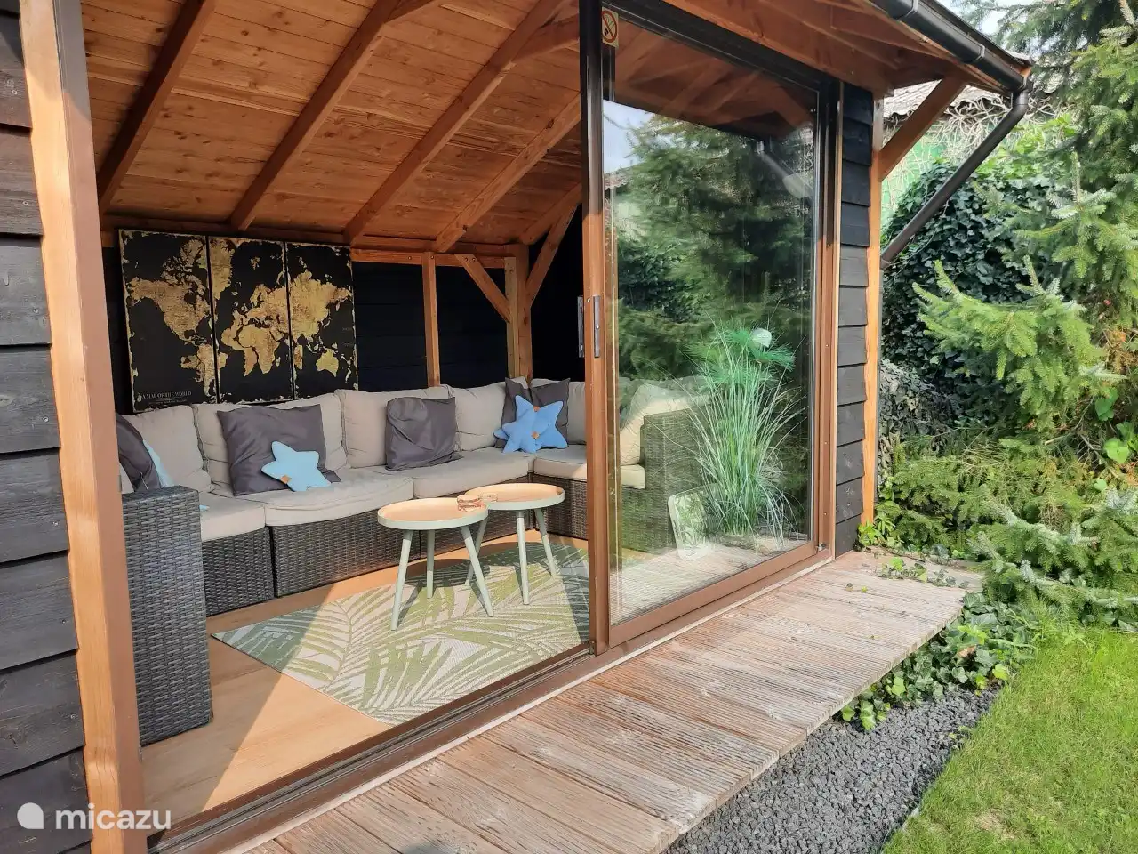 Rent Cutest House Egmond in Egmond a / d Hoef, North Holland. Micazu