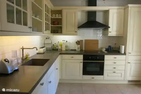 Vakantiehuis Frankrijk, Provence, Aups villa La Belle Goed uitgeruste keuken