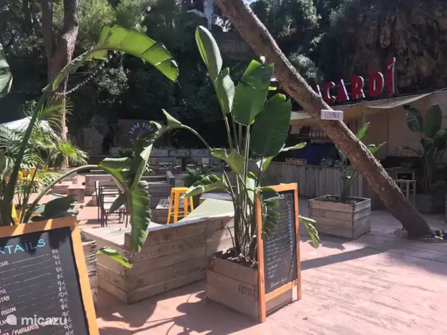 Casa Sa Riera en España, Costa Brava, Begur - villa Nuevo lounge bar en Playa de Pals