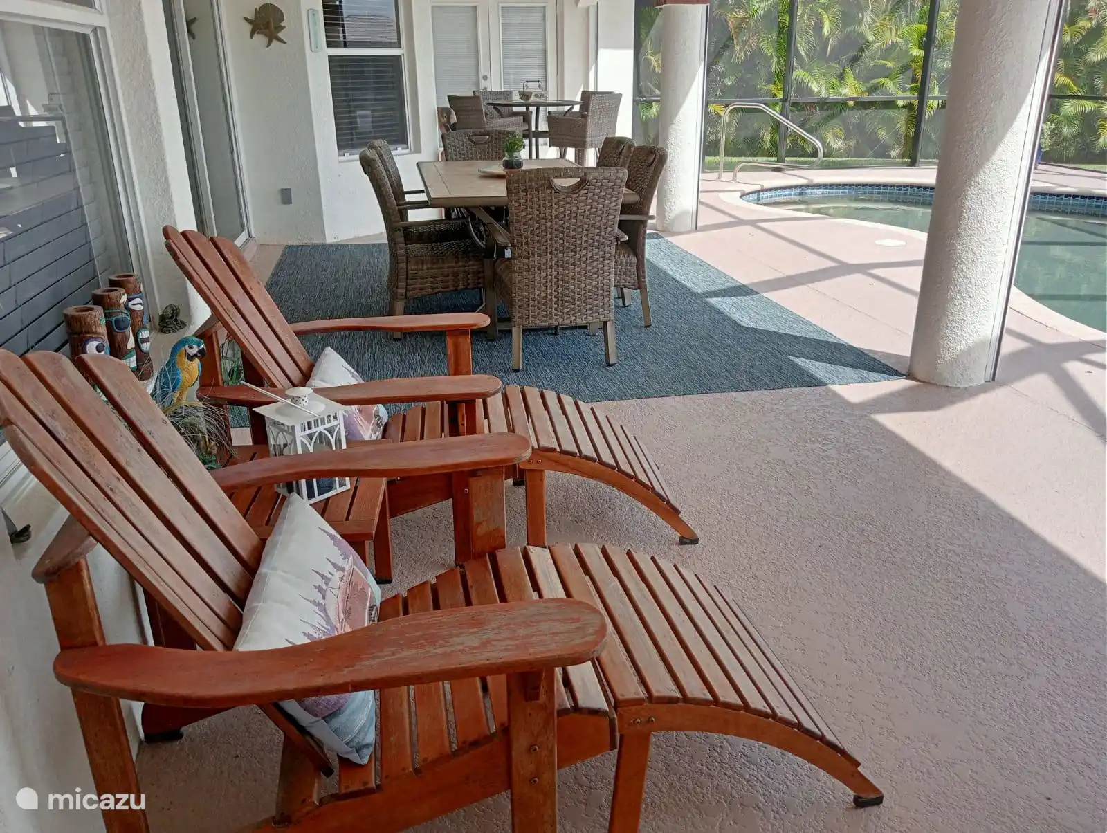 überdachte Terrasse