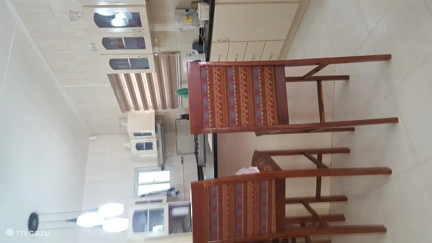 Comedor, disponible en alquiler a partir de 2 personas