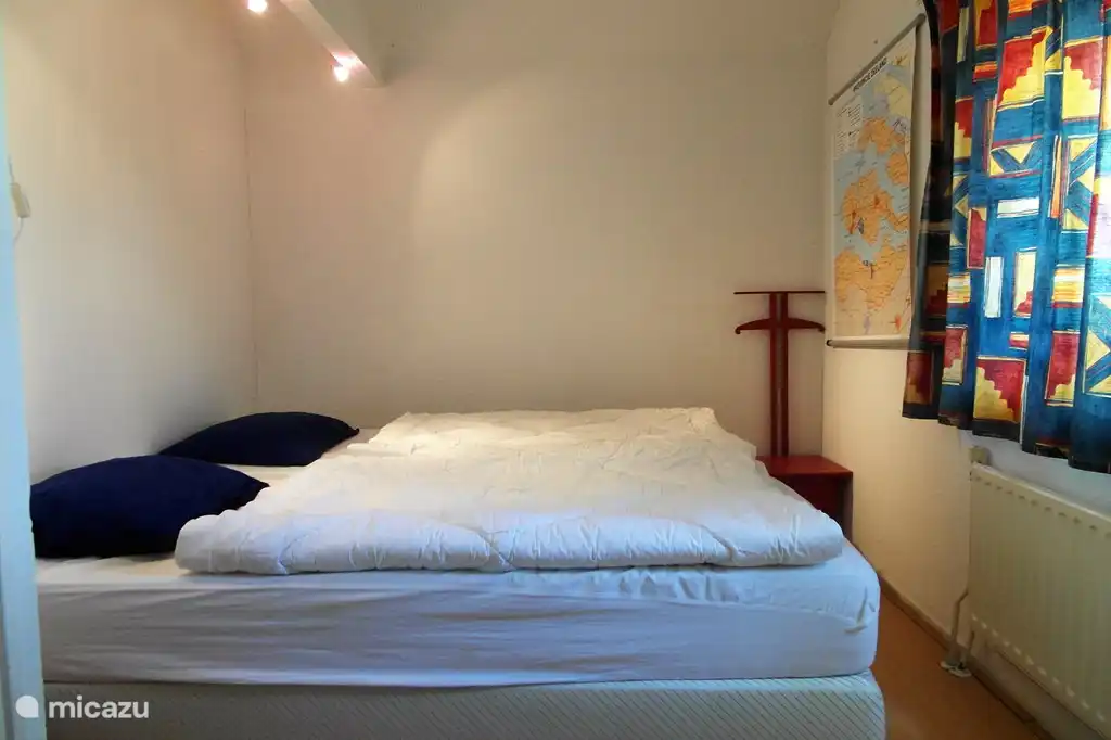 Schlafzimmer für 2 Personen im ersten Stock. Mit ausgezeichneten Betten.