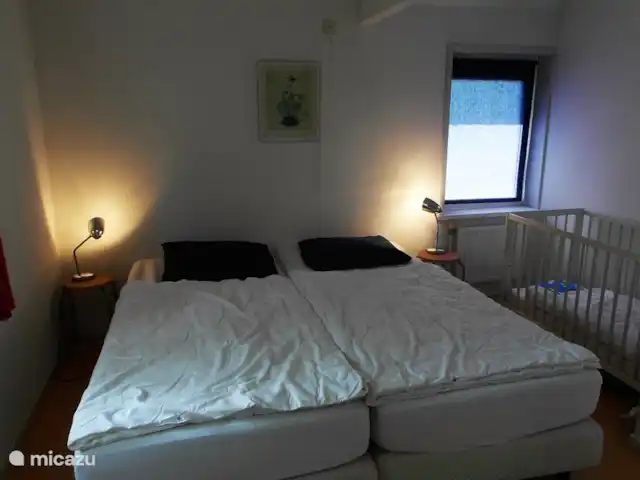 Cotule | Pays-Bas, Zélande, Oostkapelle - maison de vacances Chambre arrière avec lit bébé