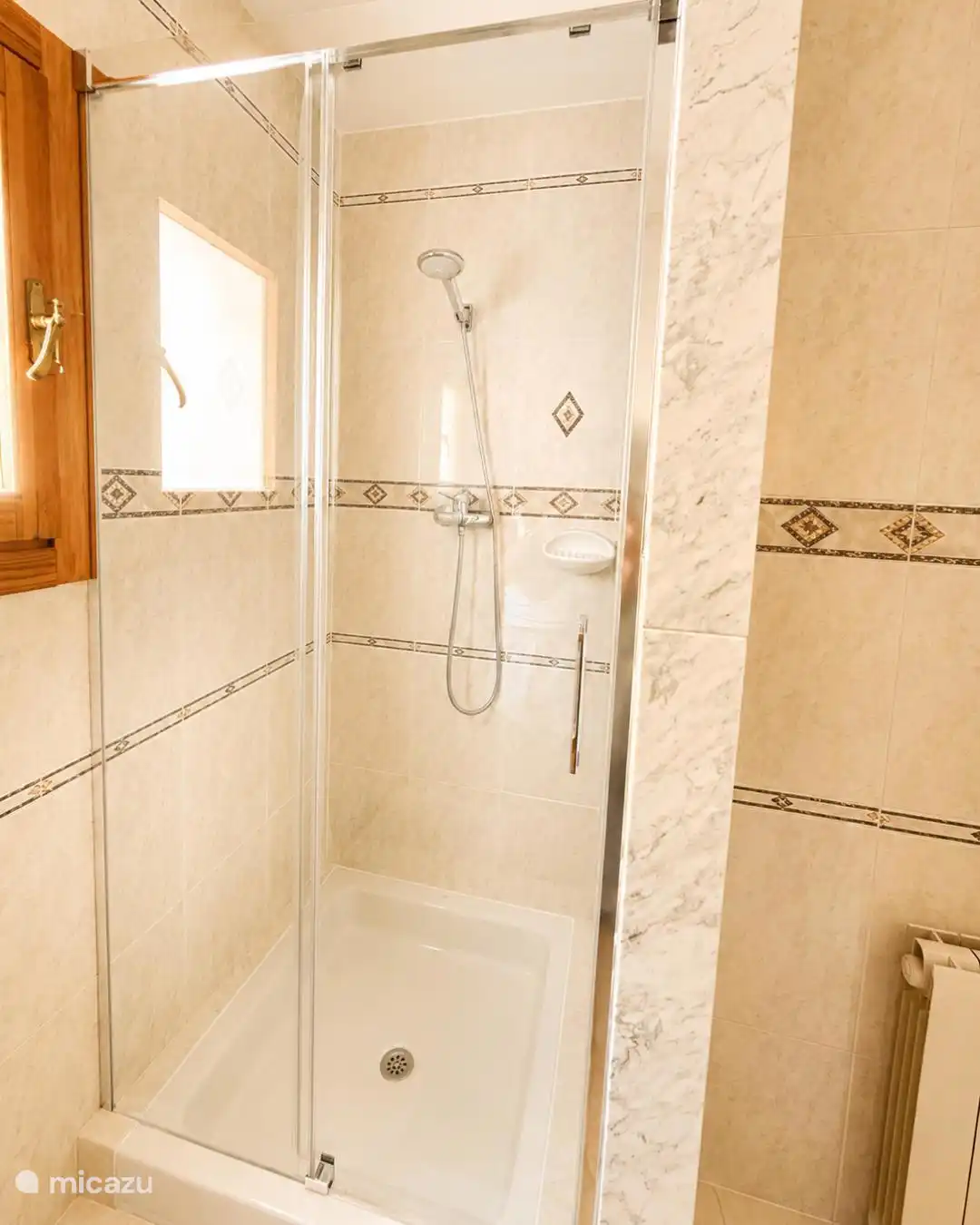 Badezimmer im Erdgeschoss