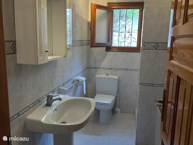 Casa Toucan Moraira | Espagne, Costa Blanca, Moraira - villa Salle de bain séparée avec toilettes, douche et lavabo