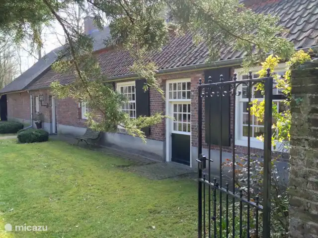 Le Hertenhoeve | Pays-Bas, Brabant-Septentrional, Reusel-De Mierden - ferme Ferme de vacances familiale 12 p. Hertenhoeve Lage Mierde NL
Façade + entrée ferme