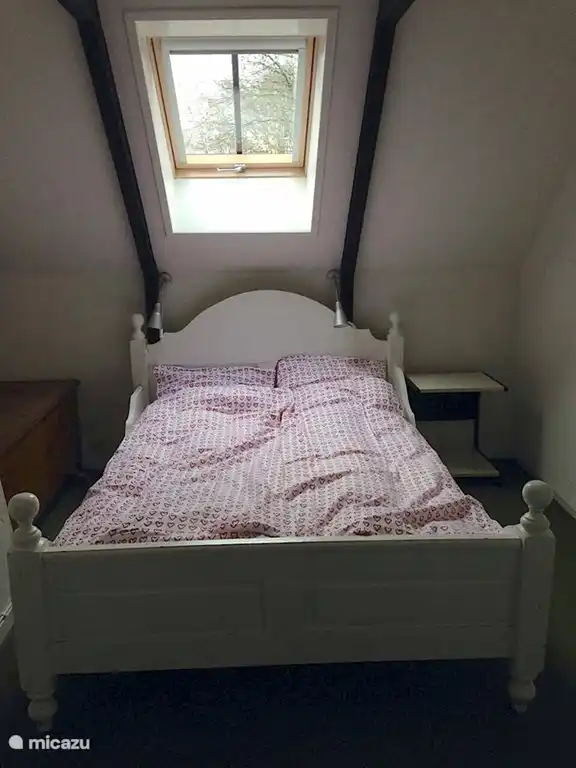 Familienferienhof 12 p. Hertenhoeve Lage Mierde NL
 2 Bett im kleinen Schlafzimmer im ersten Stock