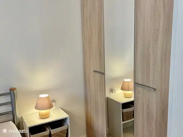 mobil home / caravana en Francia, Hérault, Cap d'Agde – Amplia casa móvil Les Sables d'Or armario de 3 puertas con espejo