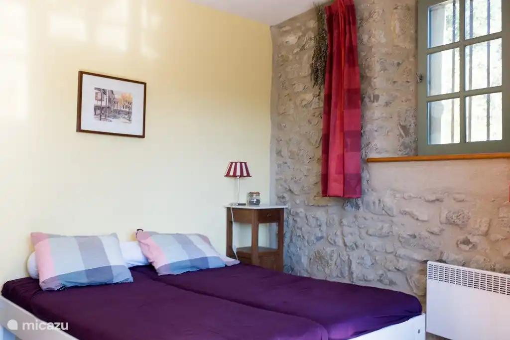 Schlafzimmer (mit eigenem Bad)