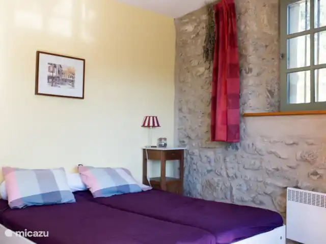 L'écurie Sibra | France, Ariège, Lagarde - maison de vacances Chambre (avec WC et douche privés)