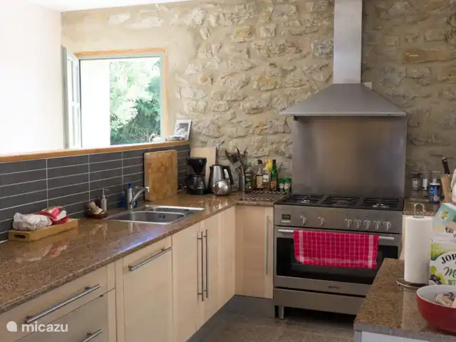 L'écurie Sibra | France, Ariège, Lagarde - maison de vacances cuisine