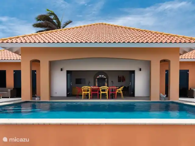 Villa Trupial huren in Curaçao, Banda Abou (west), Coral Estate, Rif St.Marie - villa Terras met zwembad, eettafel en 2 zithoeken