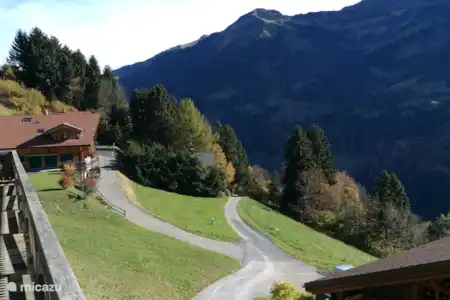 Vakantiehuis Zwitserland, Wallis, Champéry chalet Les Deux Sources uitzicht in de zomer