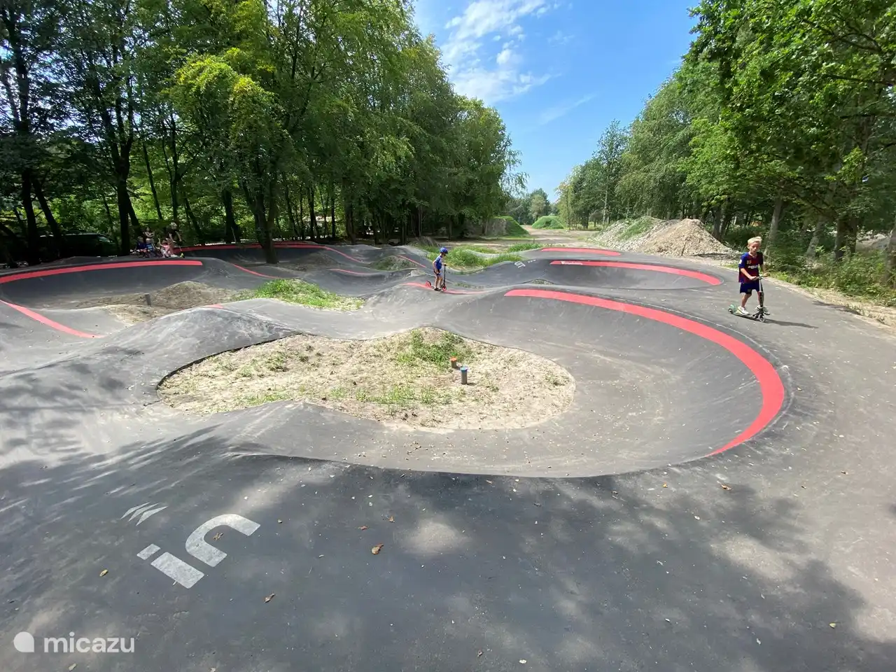 The park has a super cool Pumptrack for BMX and stunt scooters