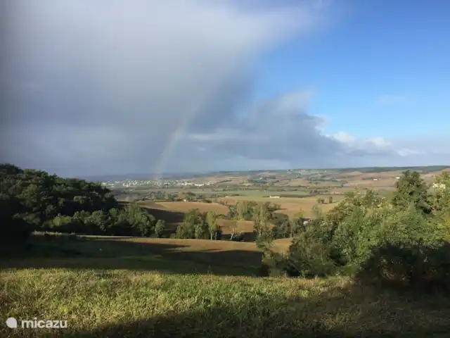 Chateau Gites Escudes en Francia, Tarn-et-Garonne, Vigueron - casa de campo / castillo Vista desde Viguerón