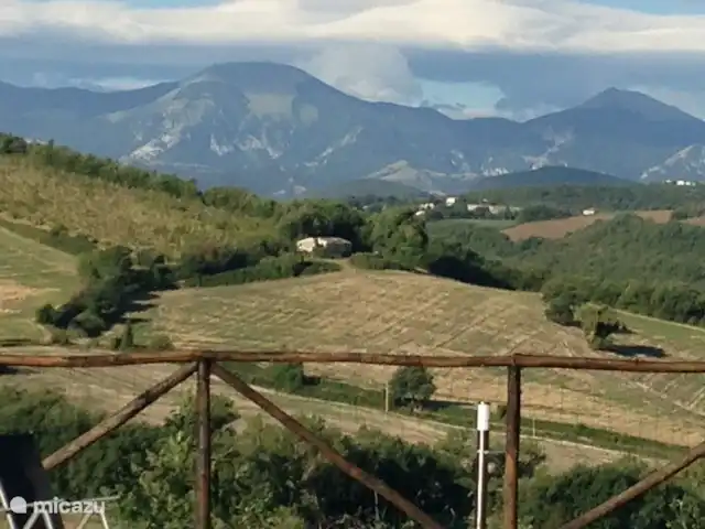 Casa dei sogni d'oro-app. Palazzo | Italie, Marche, Arcevia - appartement vue de la piscine