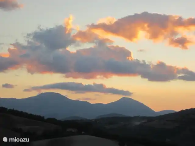 Casa dei sogni d'oro-app. Palazzo | Italie, Marche, Arcevia - appartement coucher de soleil